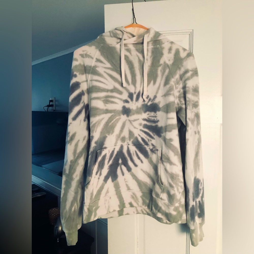 Big girl’s tie dye hooded sweatshirt with pockets